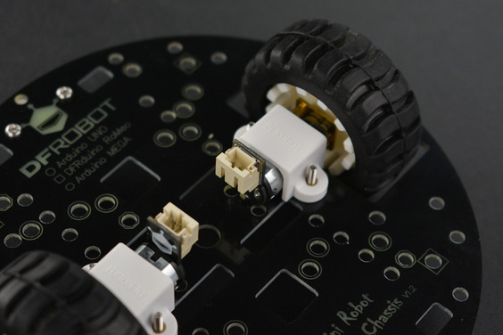 ROB0049-detail-003_564x376